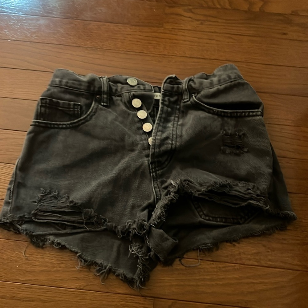 Like new, PacSun Black Ripped Vintage High Waisted Denim